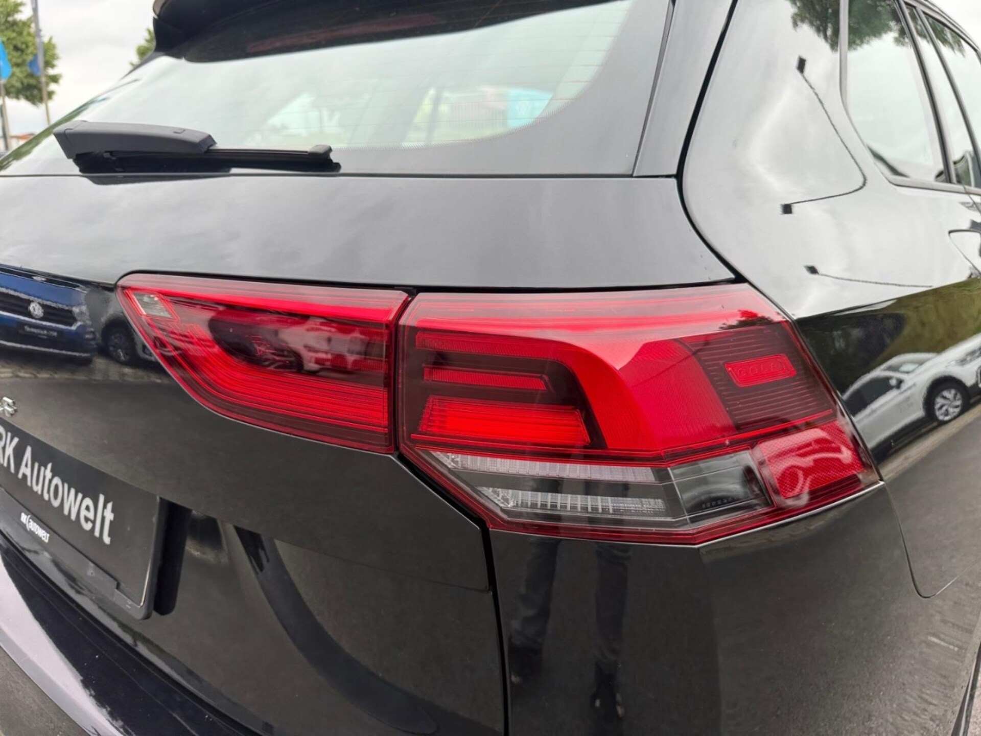 Volkswagen Golf Variant Life