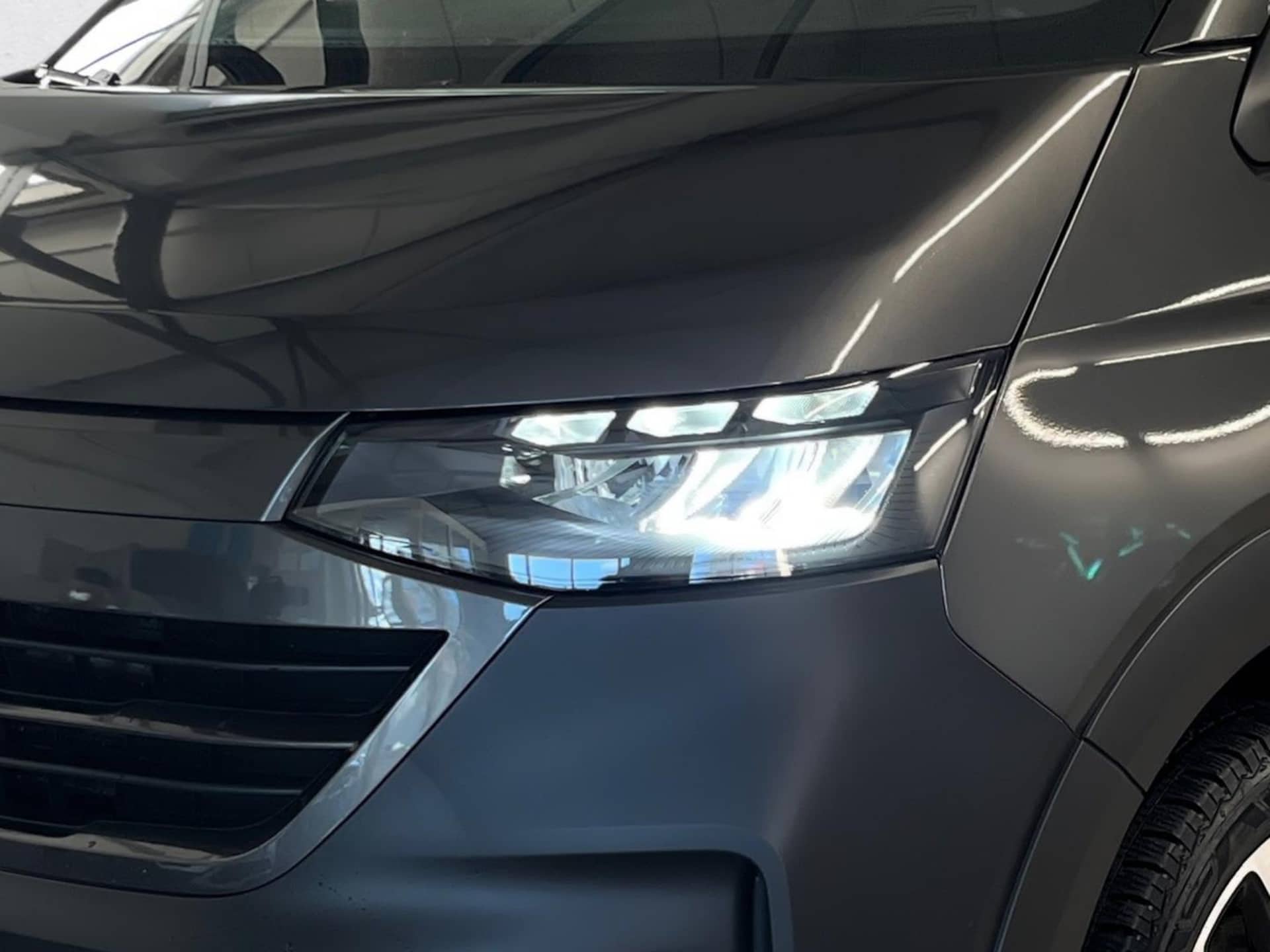 Volkswagen e-Caravelle Life