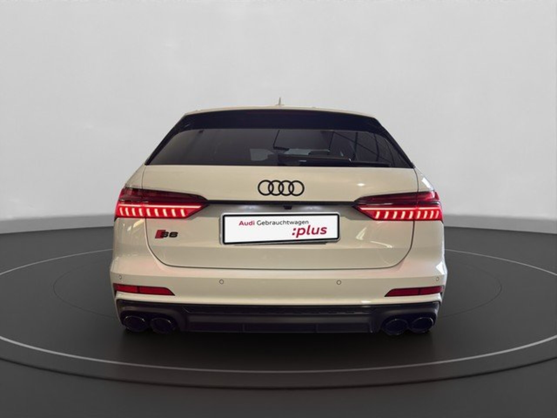 Audi S6 Avant