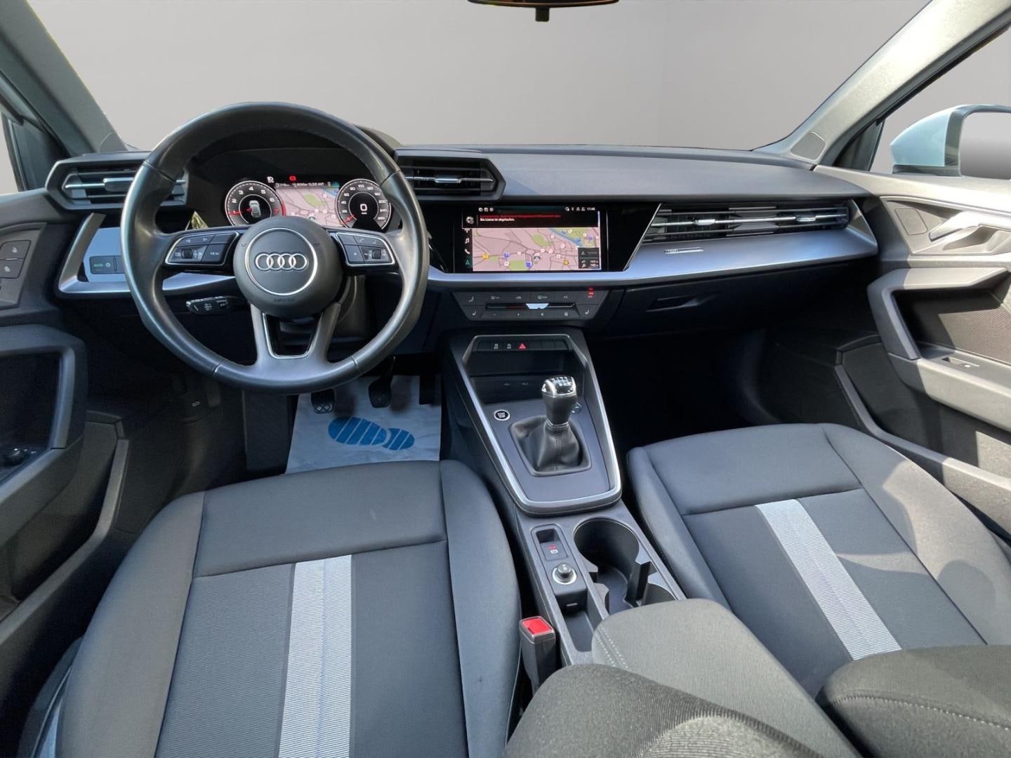 Bild über Audi A3 Sportback 30 TFSI Schaltgetriebe - für weitere Informationen kontaktieren Sie den Audi Partner