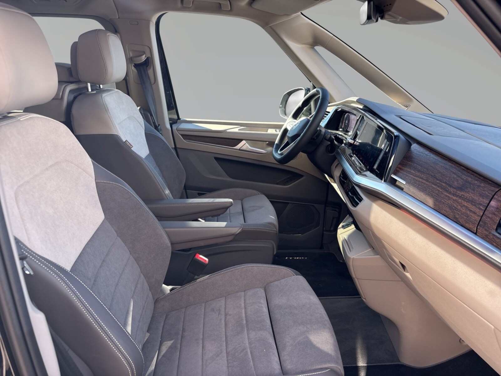 Volkswagen Multivan Langversion – Bild 7