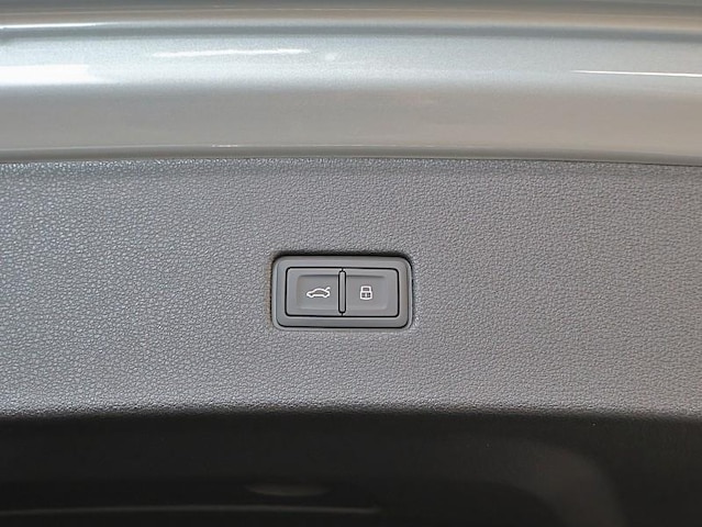 2026 Audi Q8 Premium Plus - Photo 23