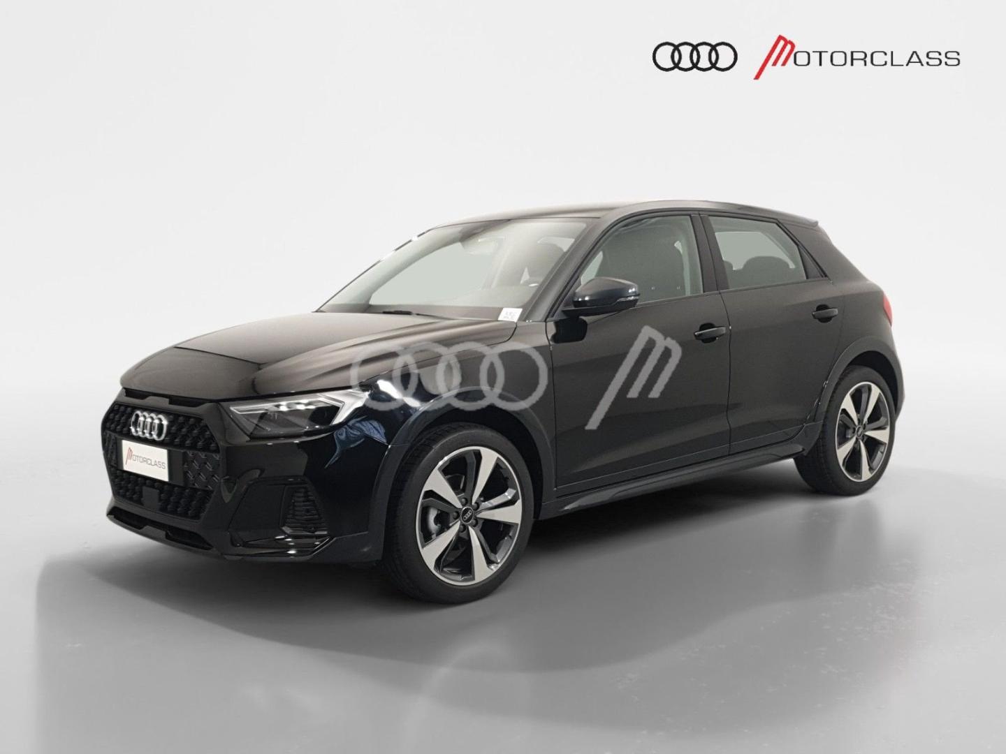 Immagine di Audi A1 allstreet Identity Contrast 30 TFSI 85 kW (116 CV) 6-marce - Vista: for more details contact your dealer