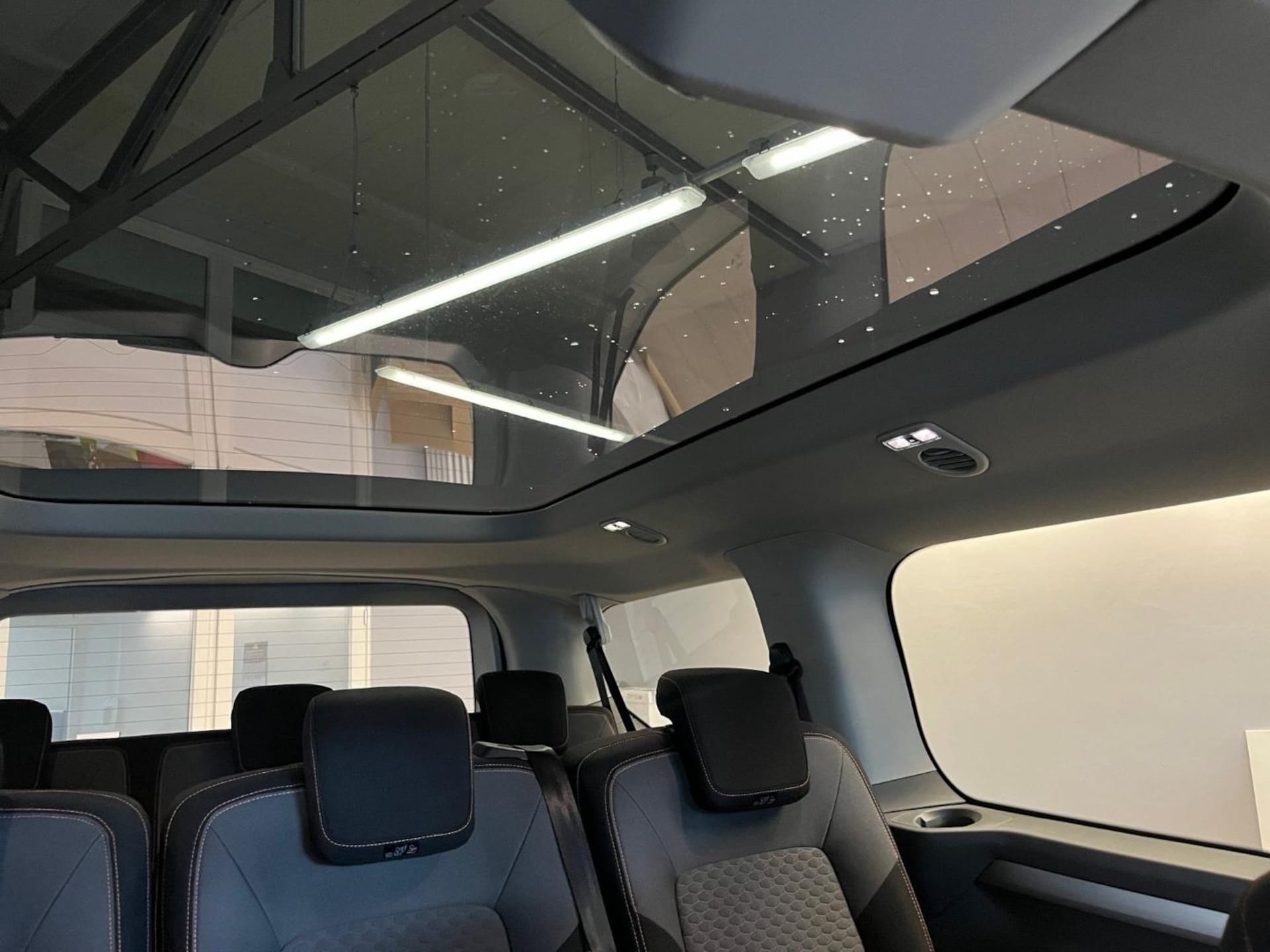 Volkswagen e-Caravelle Life