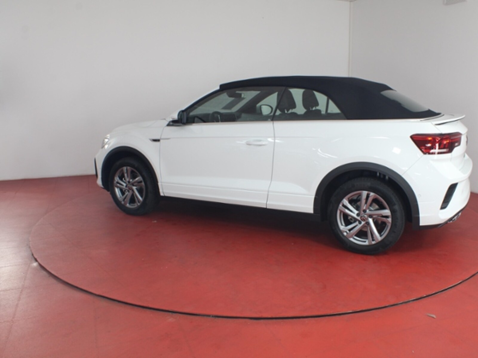 Volkswagen T-Roc Cabriolet – Bild 15