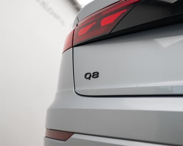 2026 Audi Q8
