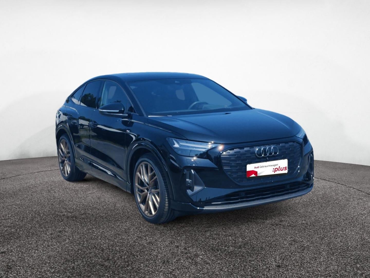 Bild über Audi Q4 Sportback e-tron 55 e-tron quattro - für weitere Informationen kontaktieren Sie den Audi Partner