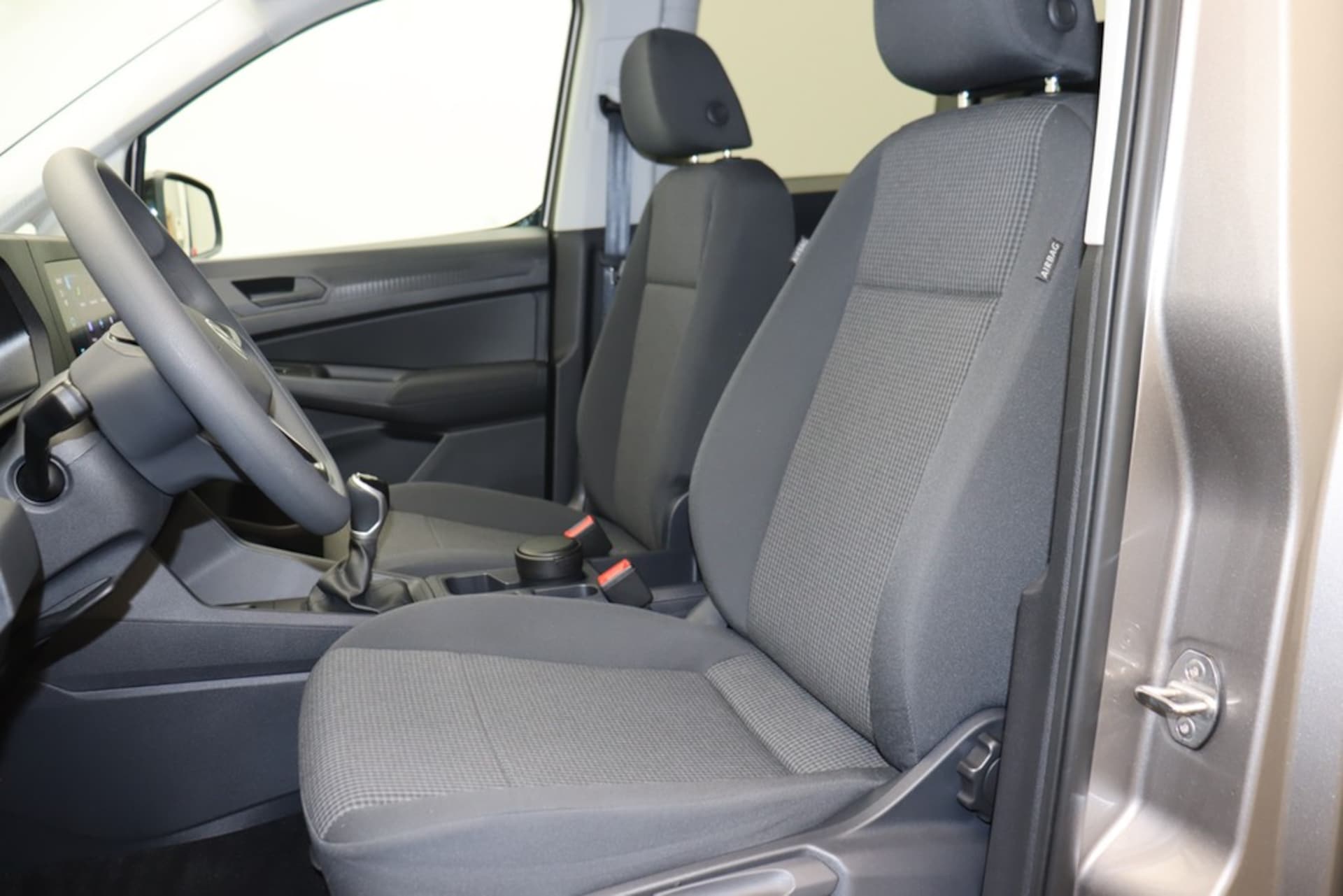 Volkswagen Caddy Basis-Modell