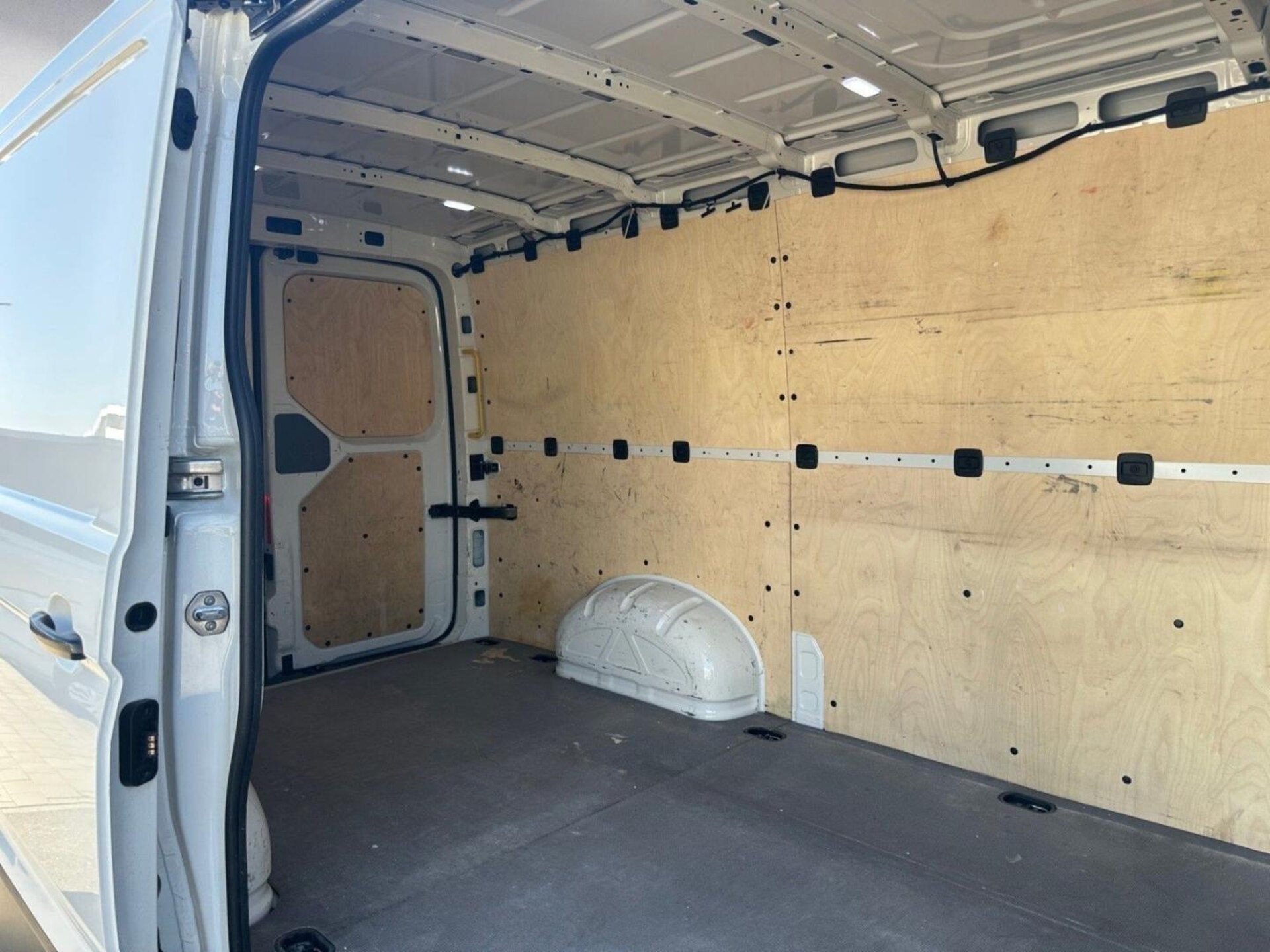 Volkswagen Crafter Kasten mittlerer Radstand