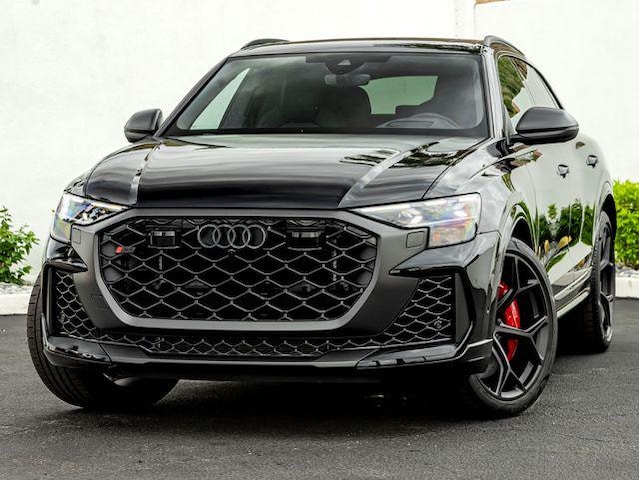 Photo of 2026 Audi RS Q8 SUV performance