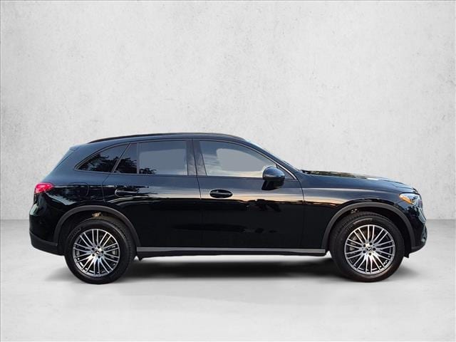 2026 Mercedes-Benz GLC 300