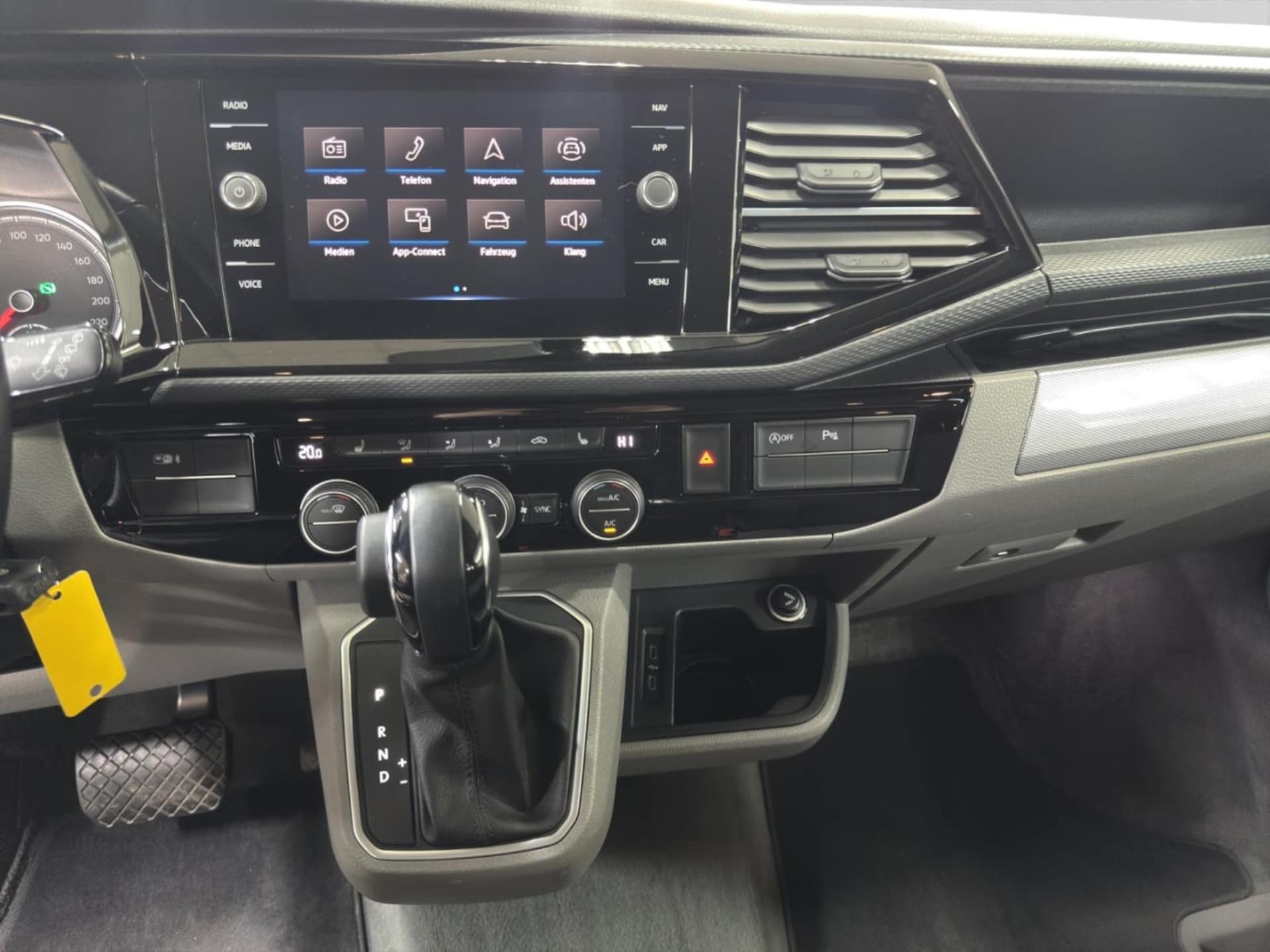 Volkswagen T6.1 California Ocean