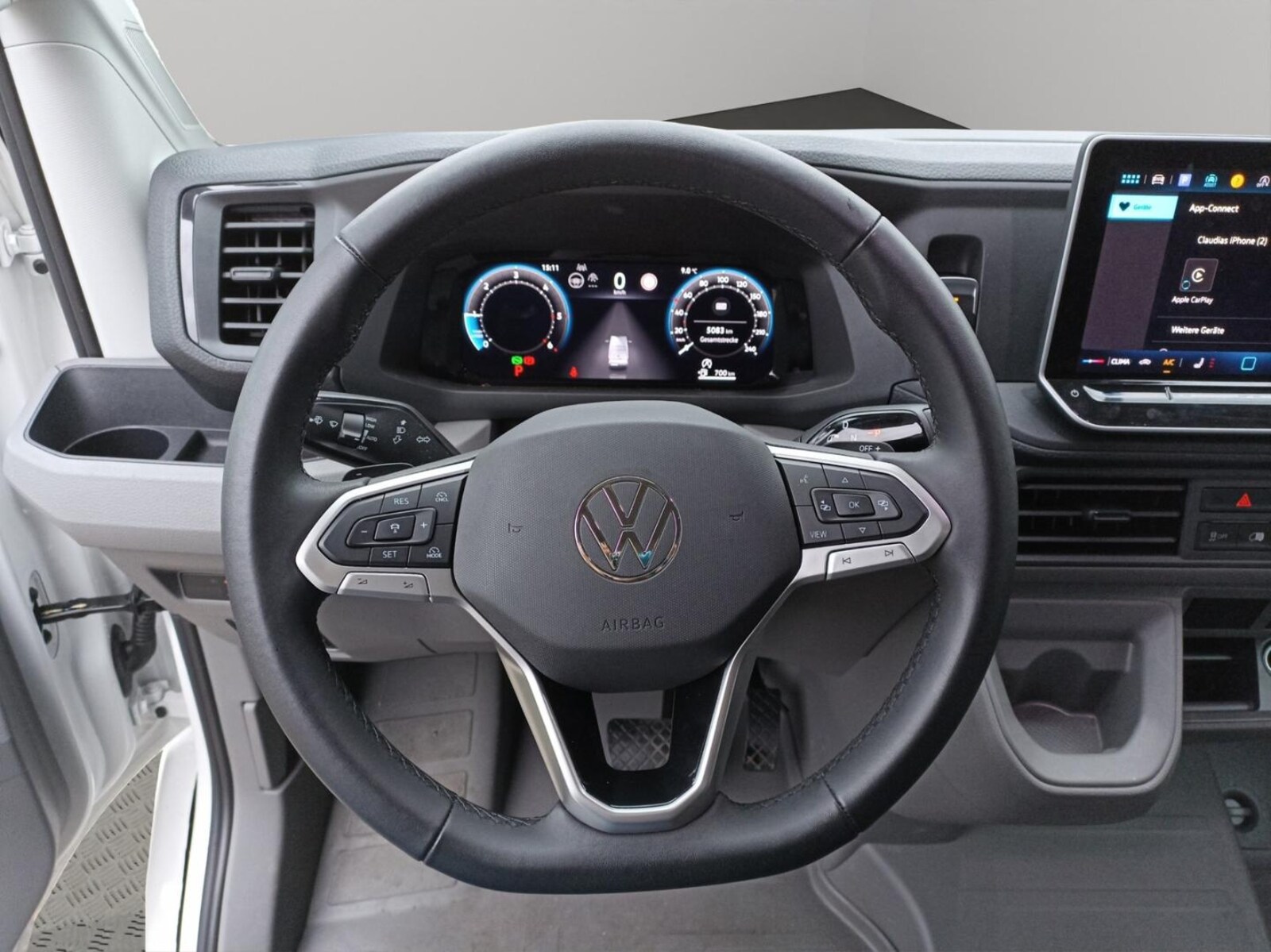 Volkswagen Crafter Kasten mittlerer Radstand – Bild 10