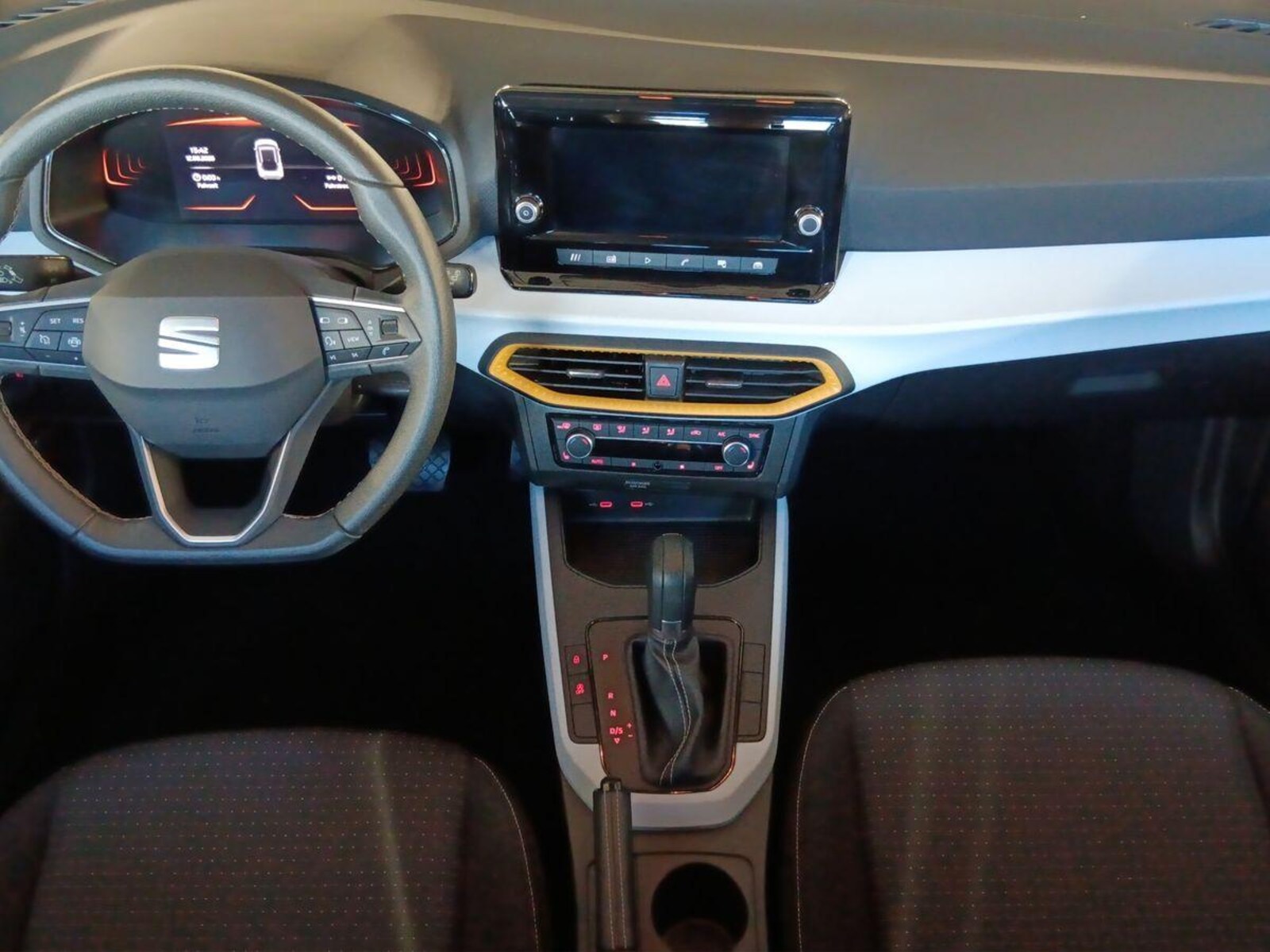 SEAT Arona – Bild 10
