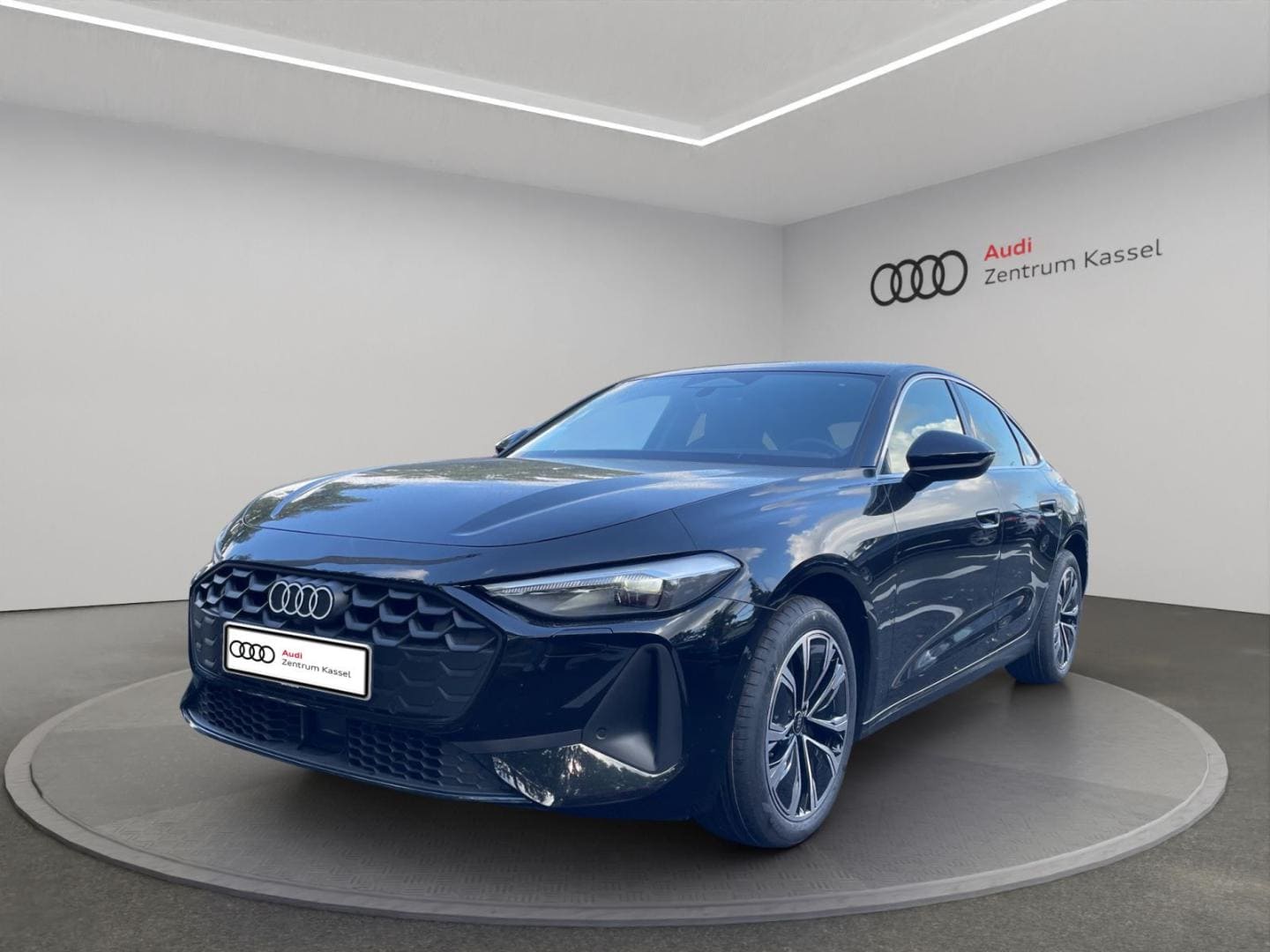 Bild über Audi A5 Limousine TFSI quattro 150 kW S tronic - für weitere Informationen kontaktieren Sie den Audi Partner