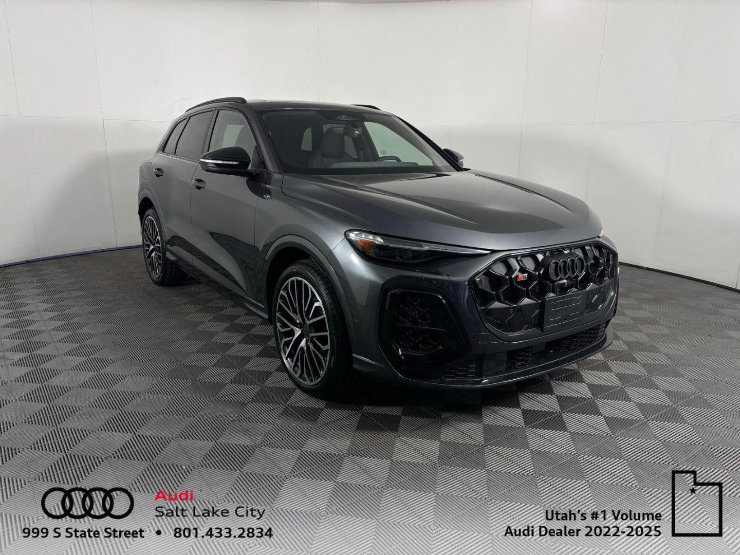 2026 Audi SQ5 Prestige quattro's photo