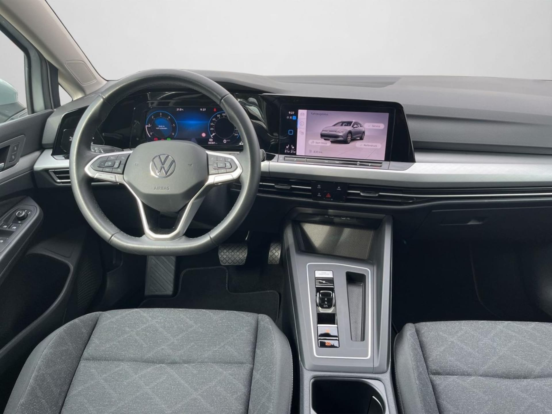 Volkswagen Golf Variant Life
