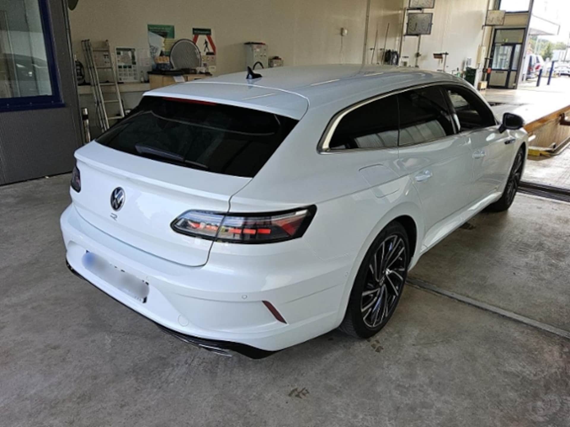 Volkswagen Arteon Shooting Brake R