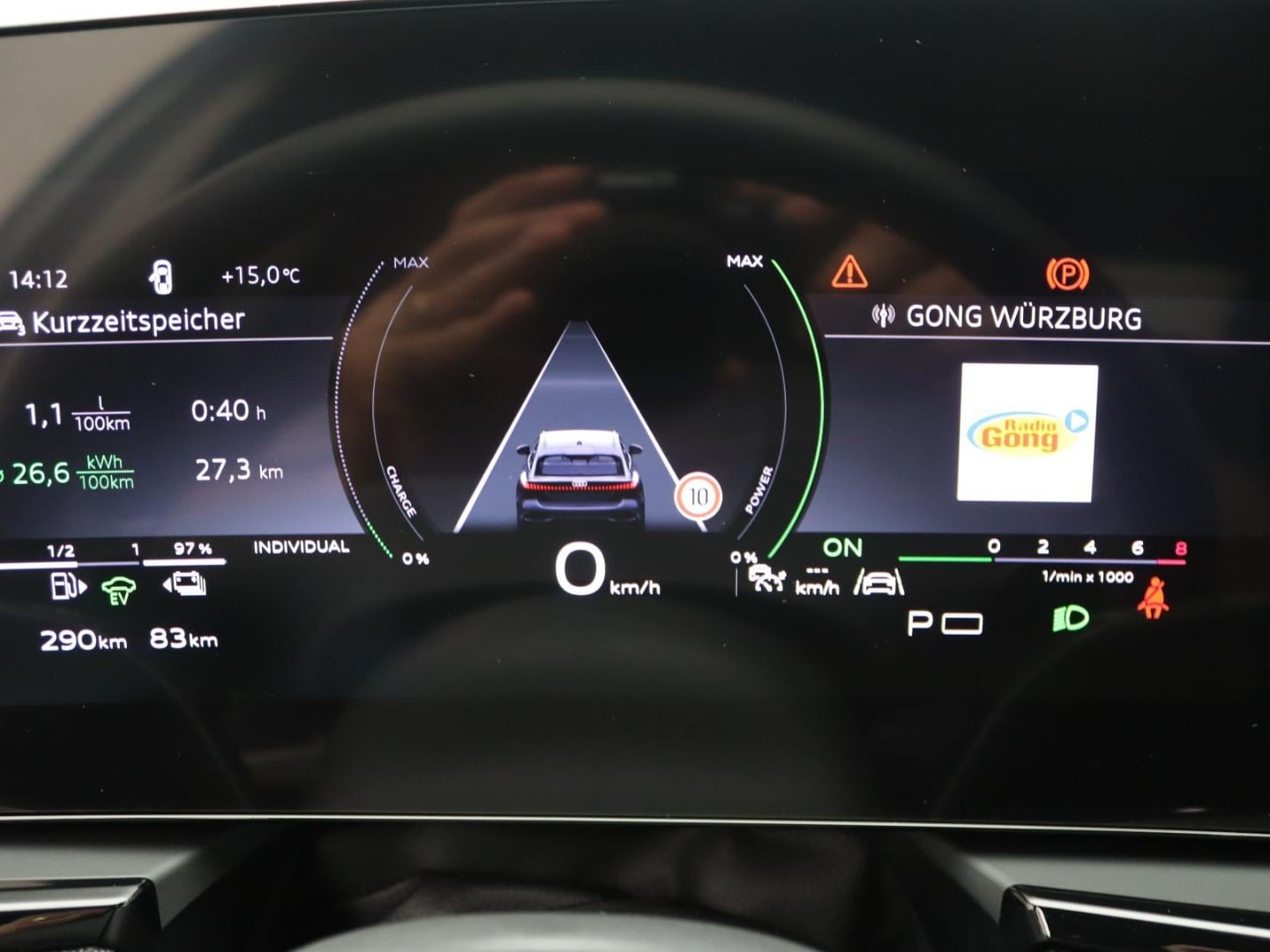 Bild über Audi A5 Avant e-hybrid e-hybrid quattro 220 kW S tronic - für weitere Informationen kontaktieren Sie den Audi Partner