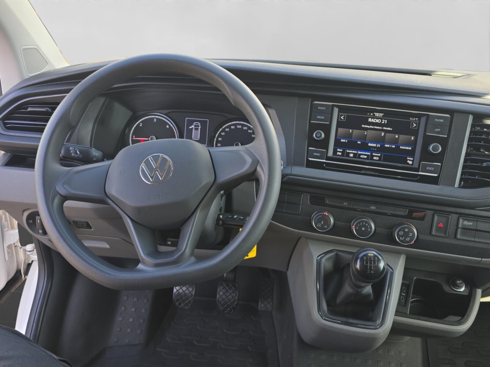 Volkswagen T6.1 Transporter Kasten kurzer Radstand – Bild 12