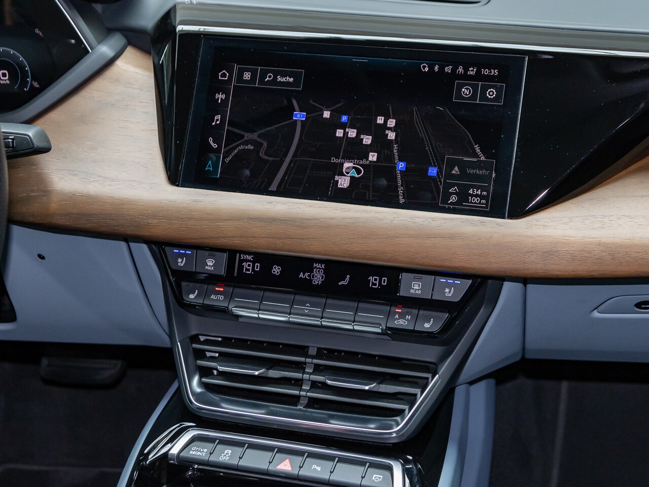 Image about Audi e-tron GT e-tron quattro