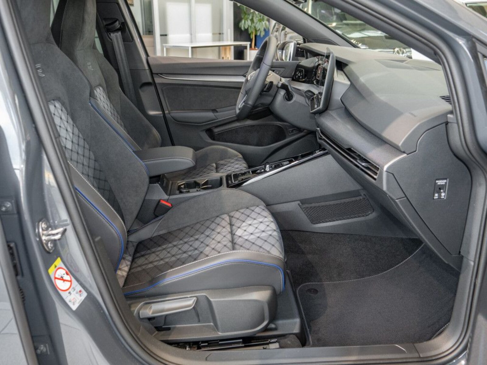 Volkswagen Golf Variant – Bild 6