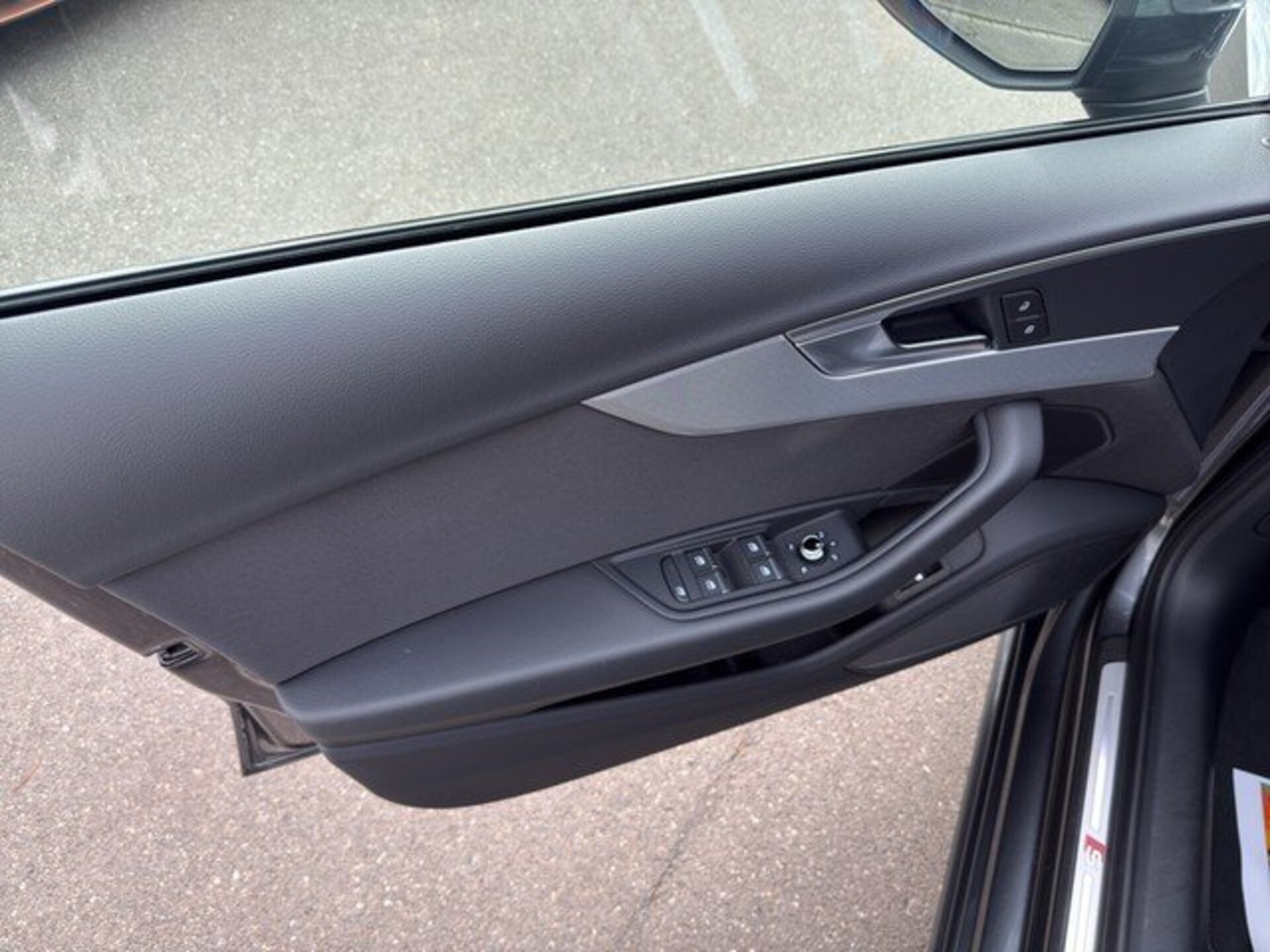 Audi A4 Avant S line
