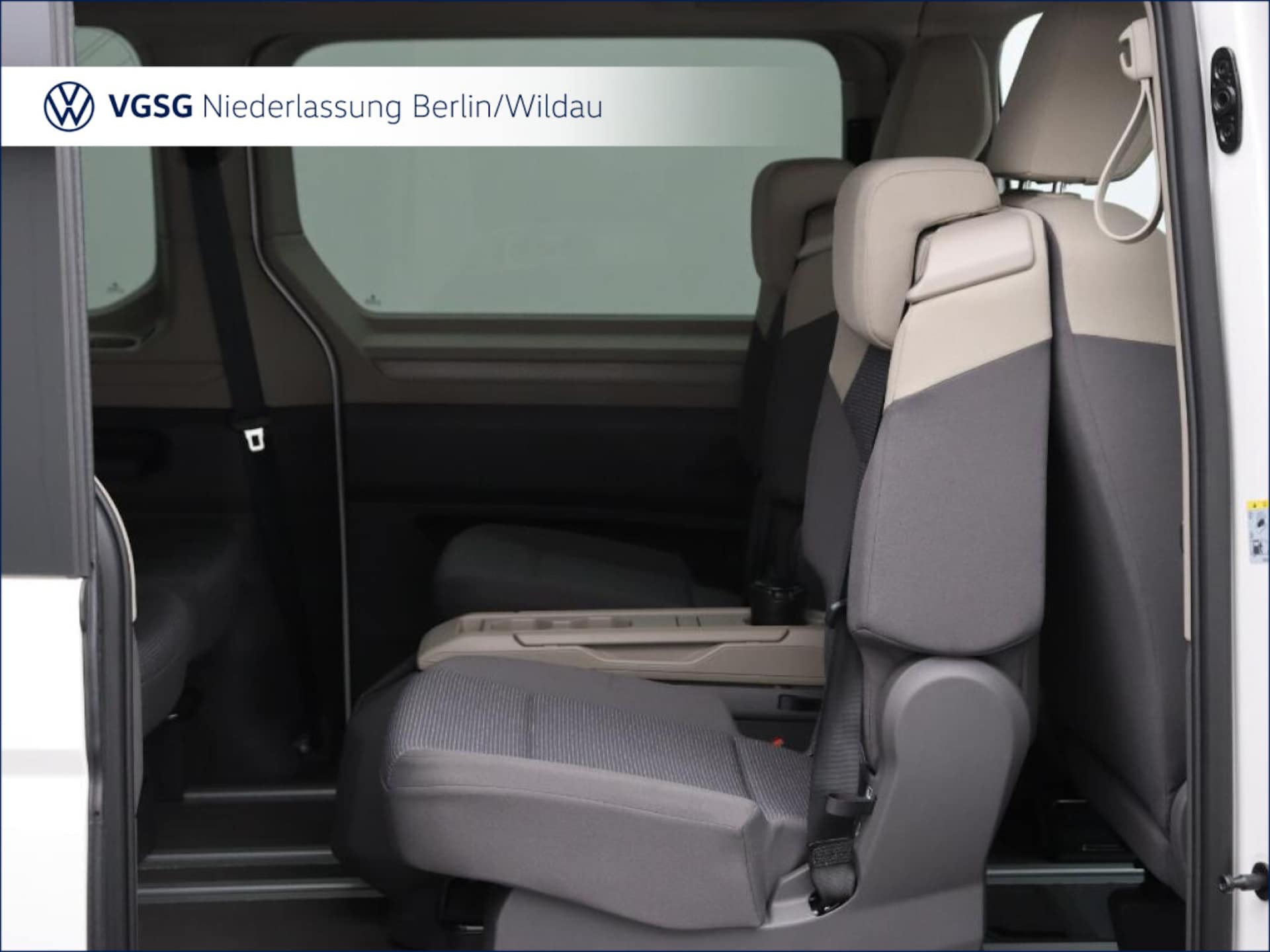 Volkswagen Multivan Basis-Modell