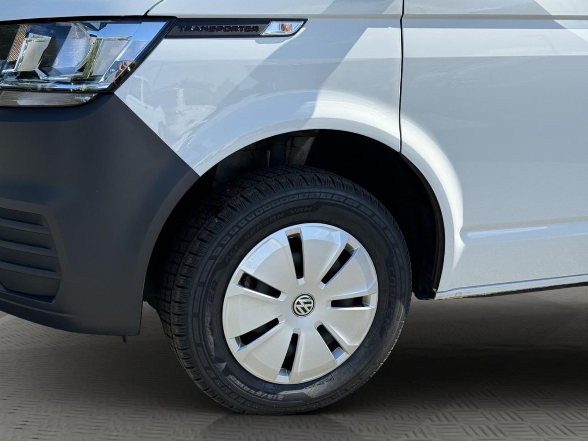 Volkswagen T6.1 Transporter Kasten kurzer Radstand
