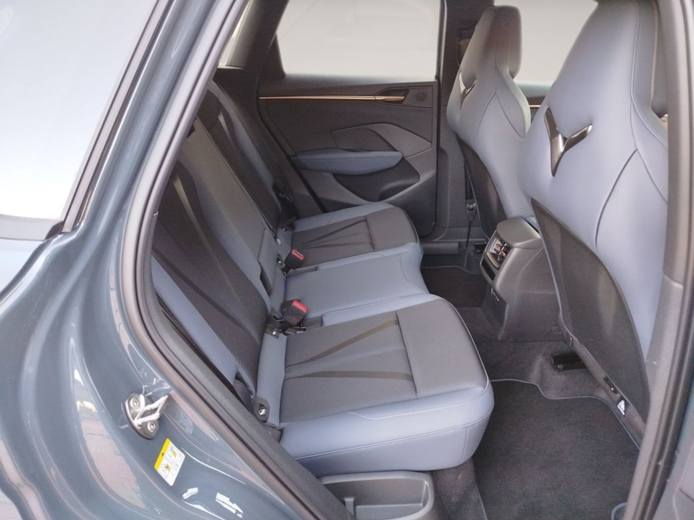 CUPRA Terramar 1.5 TSI e-Hybrid DSG 150 kW (204 CV) — photo 6