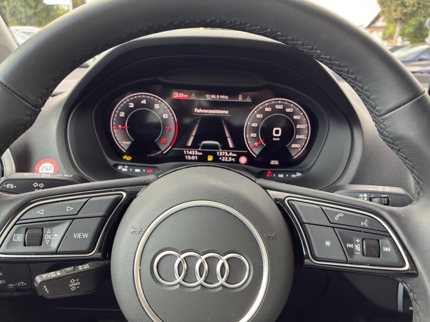 Bild über Audi Q2 advanced 30 TFSI Schaltgetriebe - für weitere Informationen kontaktieren Sie den Audi Partner
