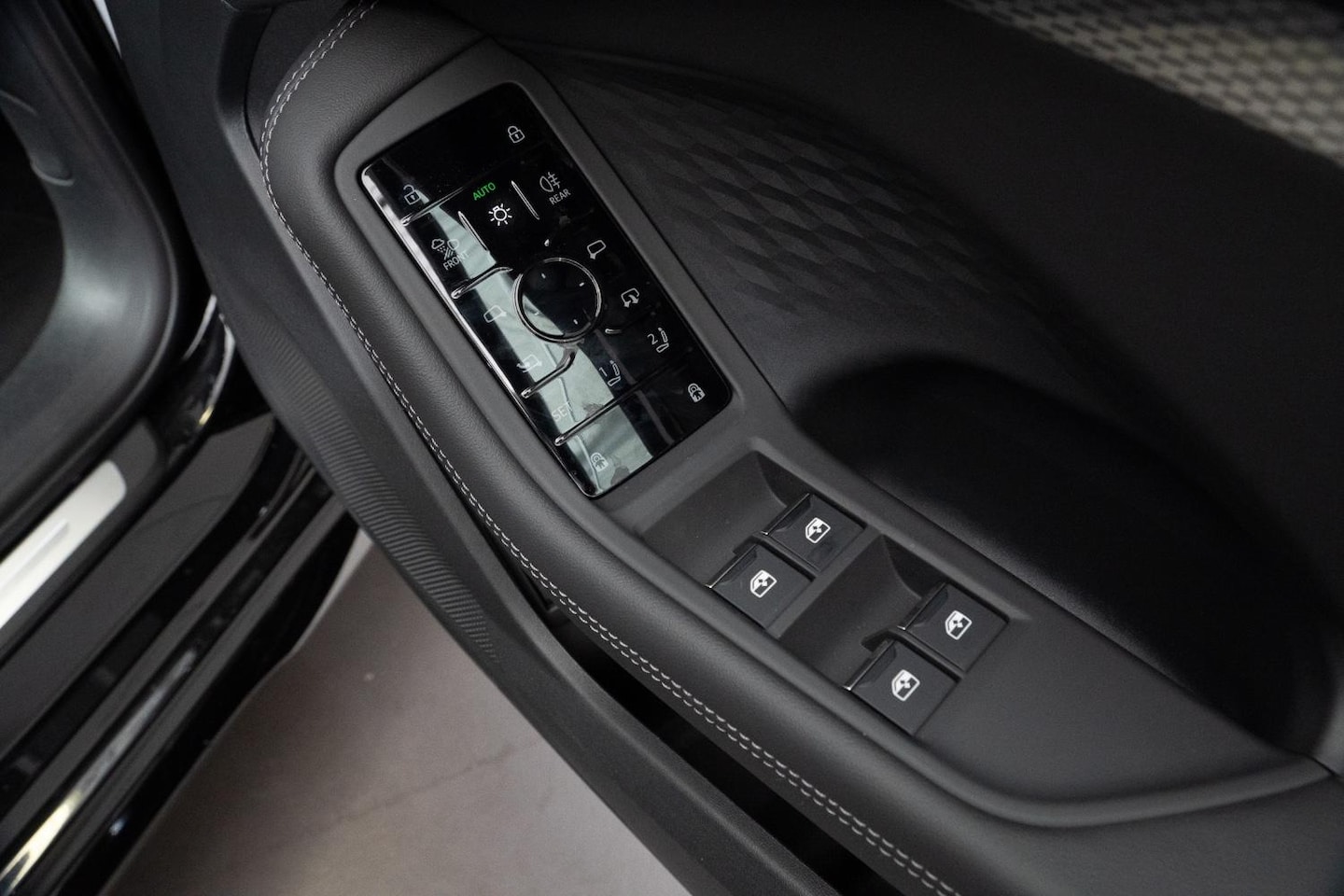 Image about Audi A5 Avant TFSI e e-hybrid quattro 270 kW S tronic