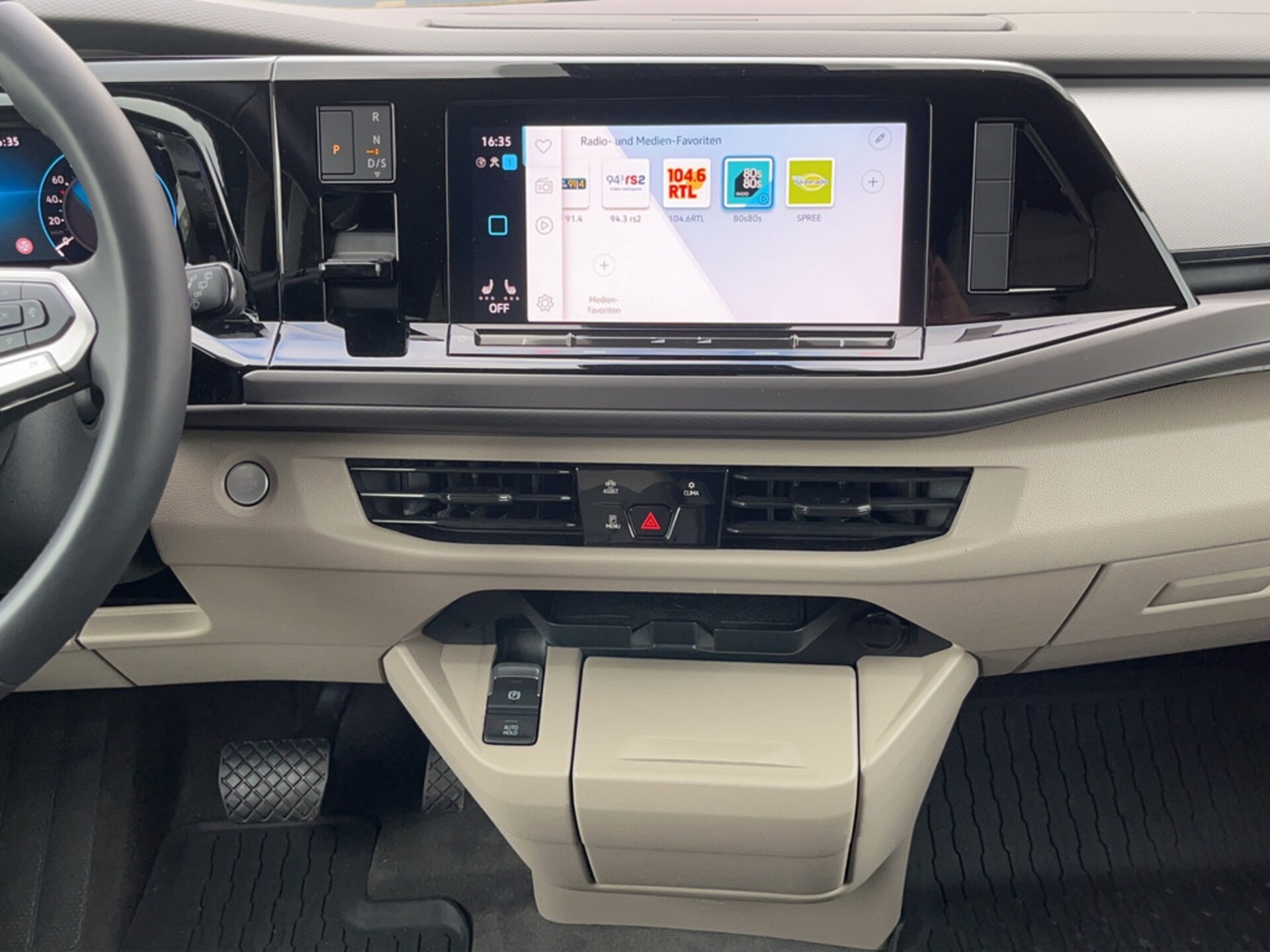 Volkswagen Multivan Basis-Modell