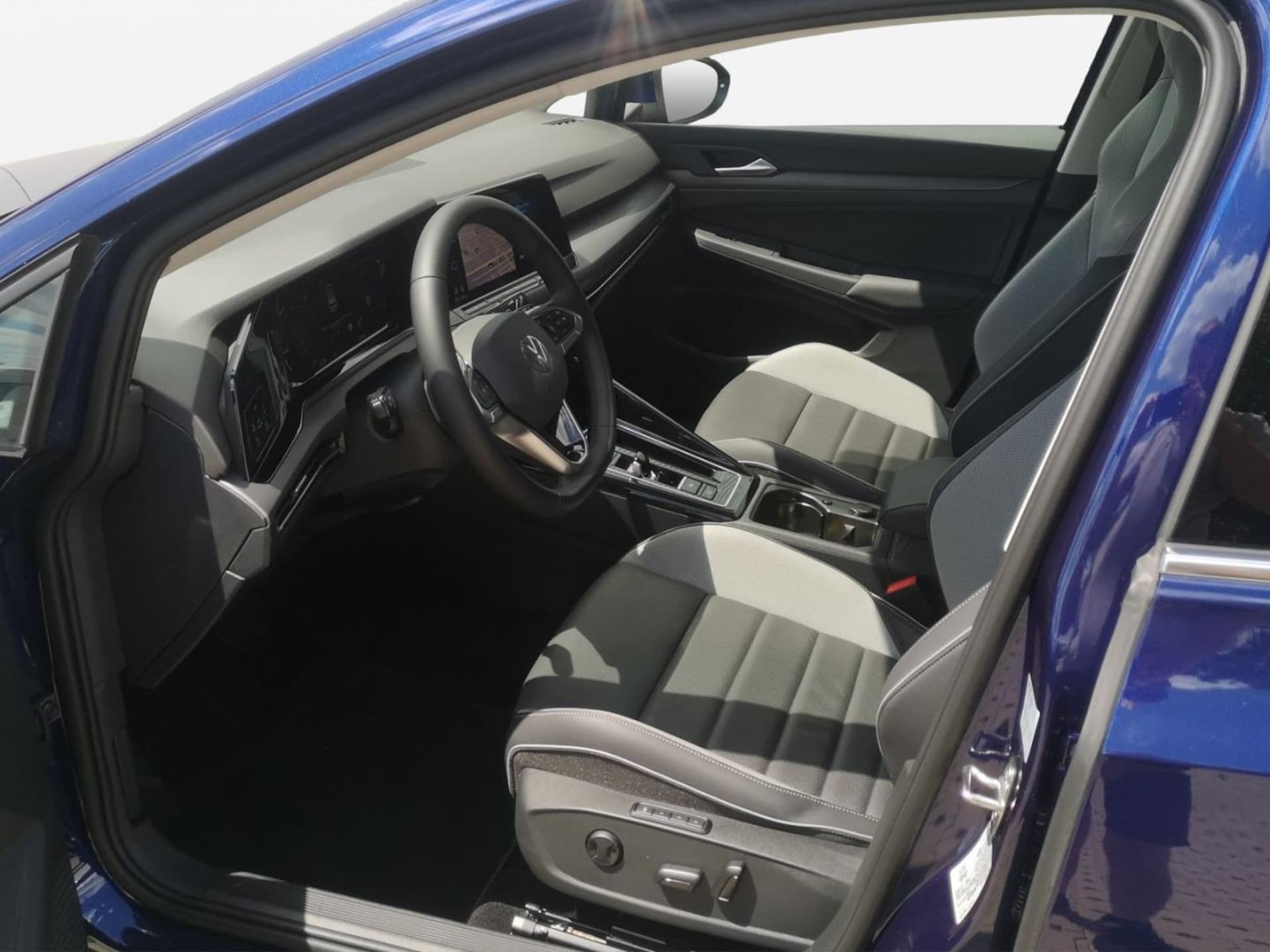 Volkswagen Golf Style