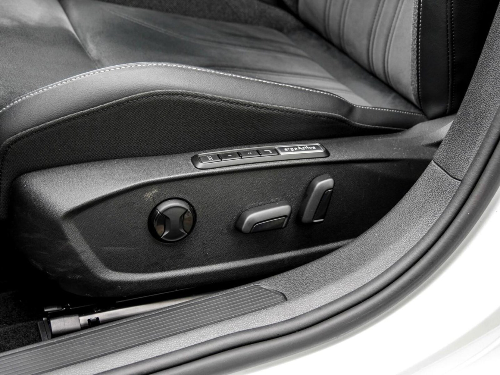 Volkswagen Golf – Bild 12