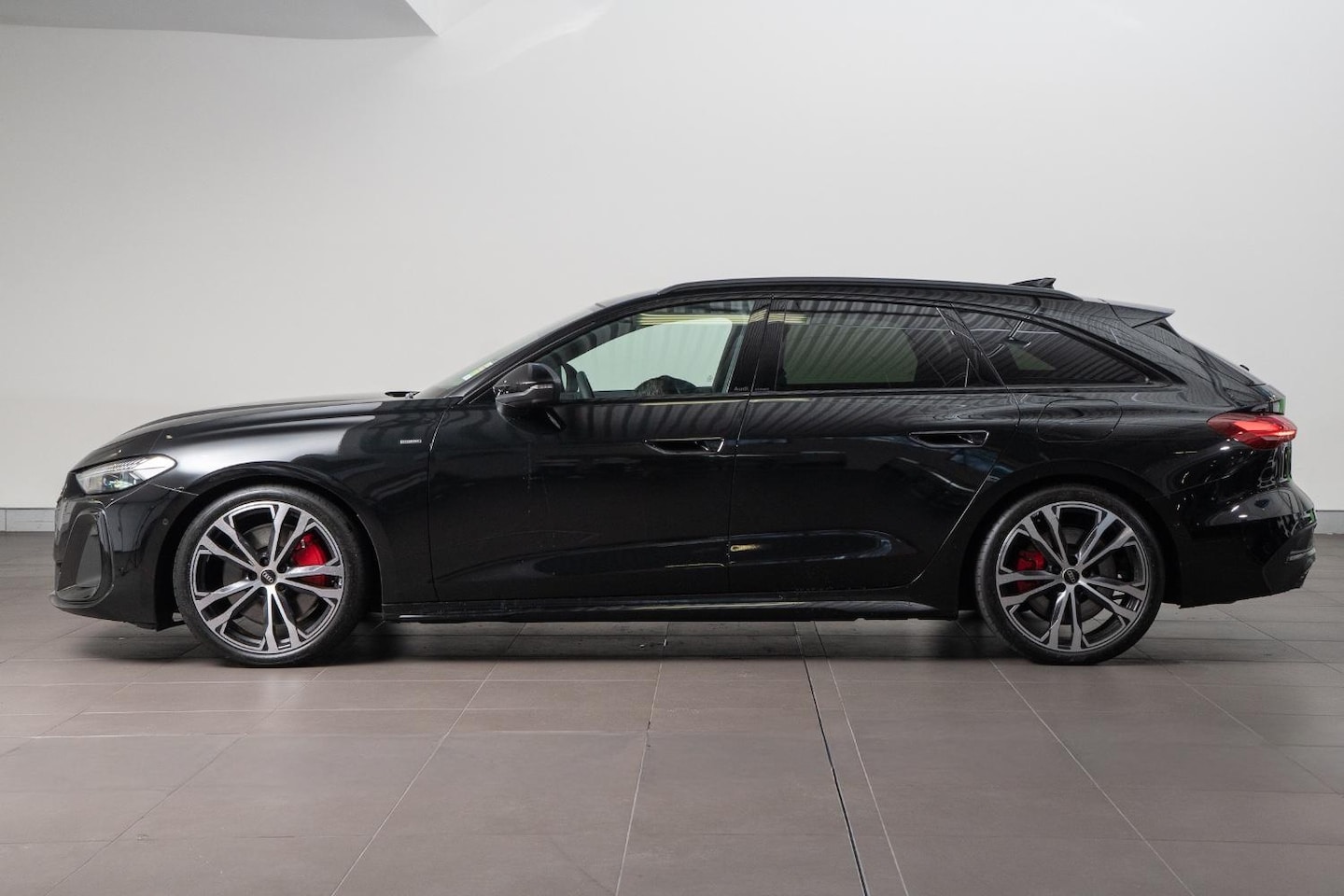 Image about Audi A5 Avant TFSI e e-hybrid quattro 270 kW S tronic
