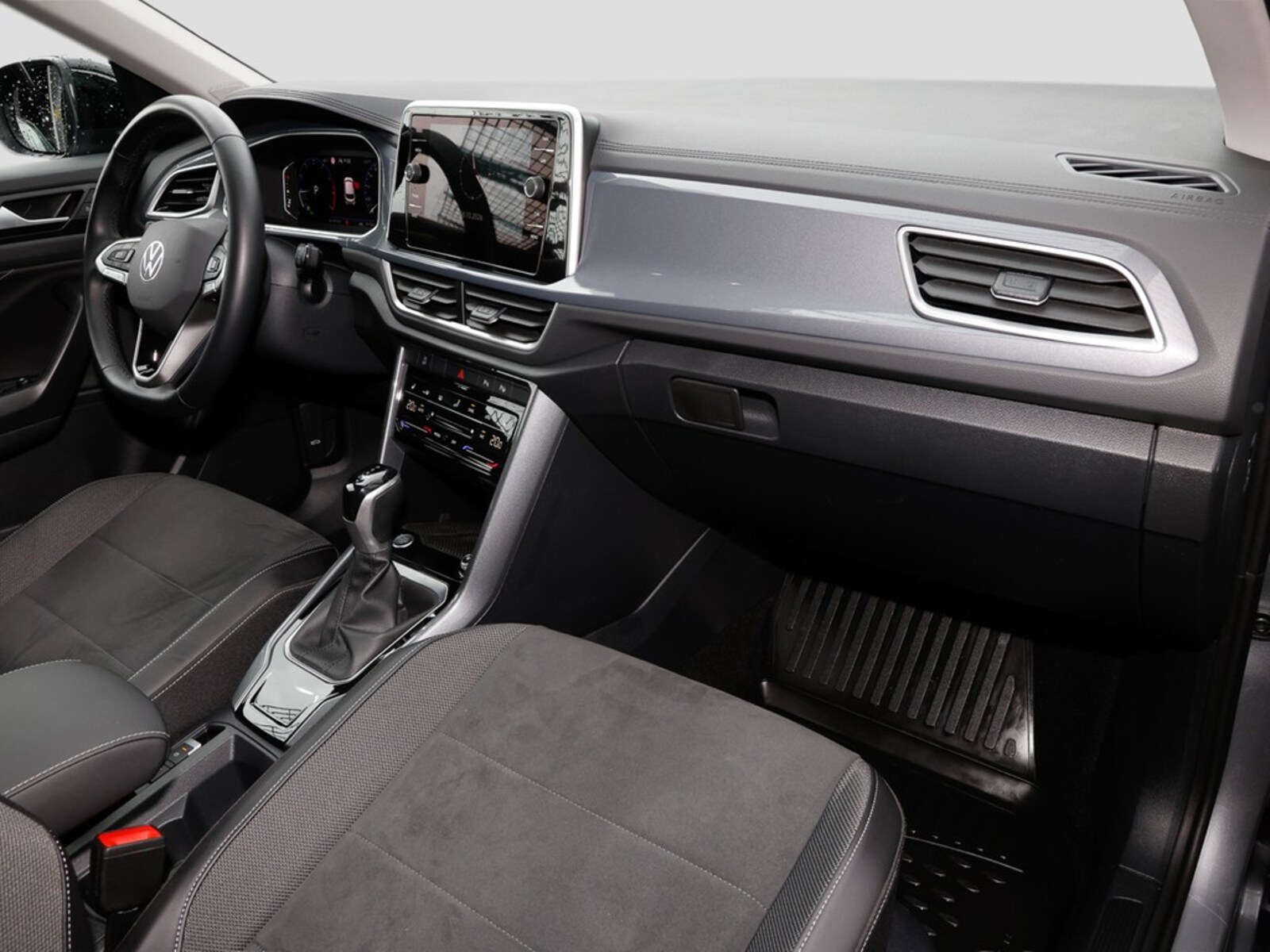 Volkswagen T-Roc – Bild 8