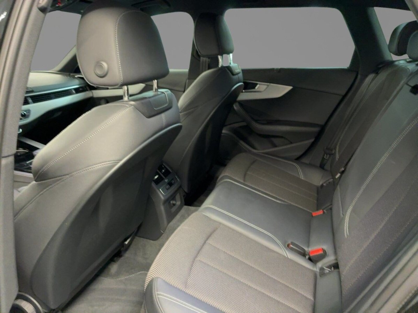 Audi A4 Avant – Bild 7