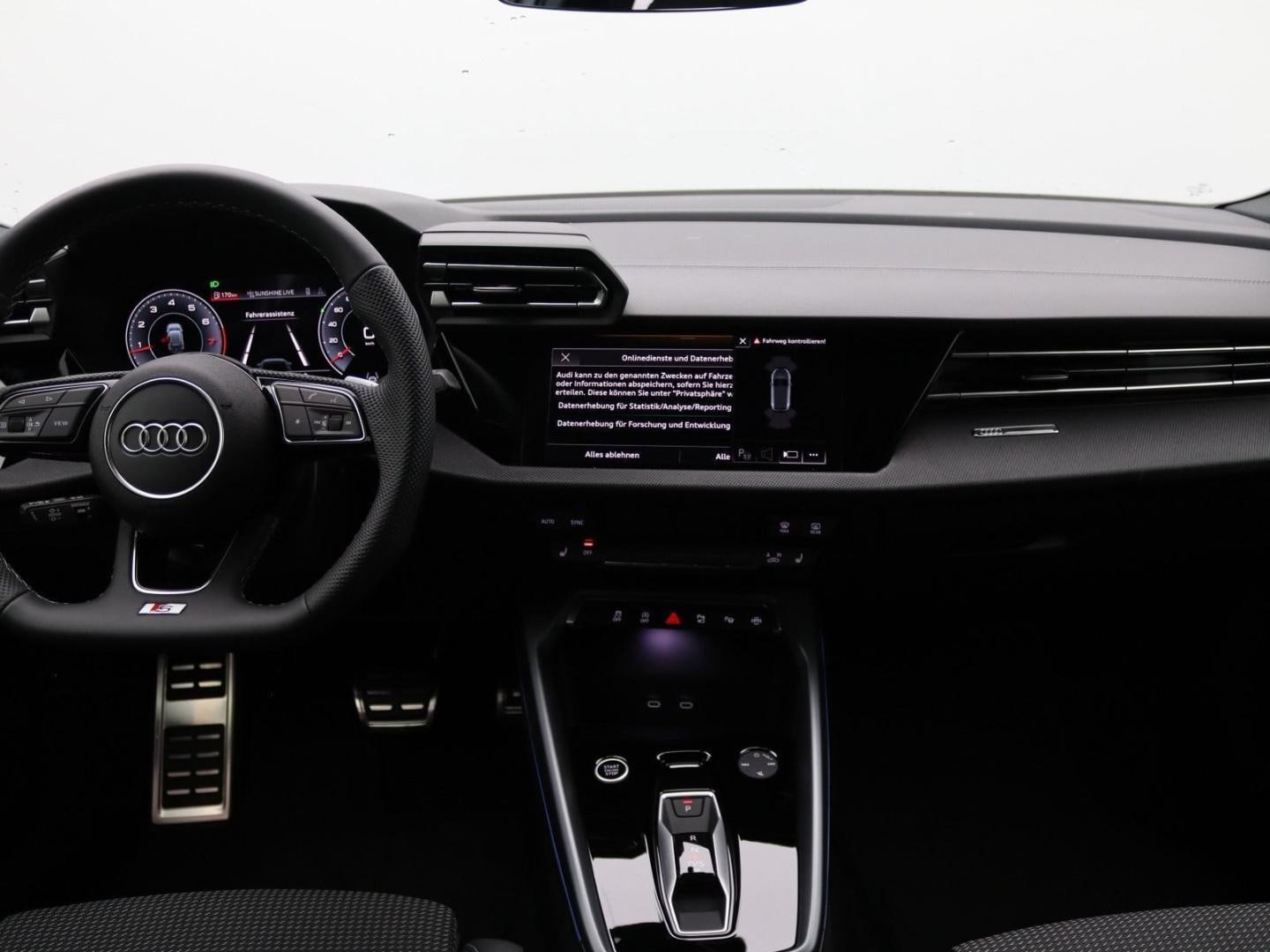 Bild über Audi A3 Sportback TFSI 110 kW S tronic - für weitere Informationen kontaktieren Sie den Audi Partner