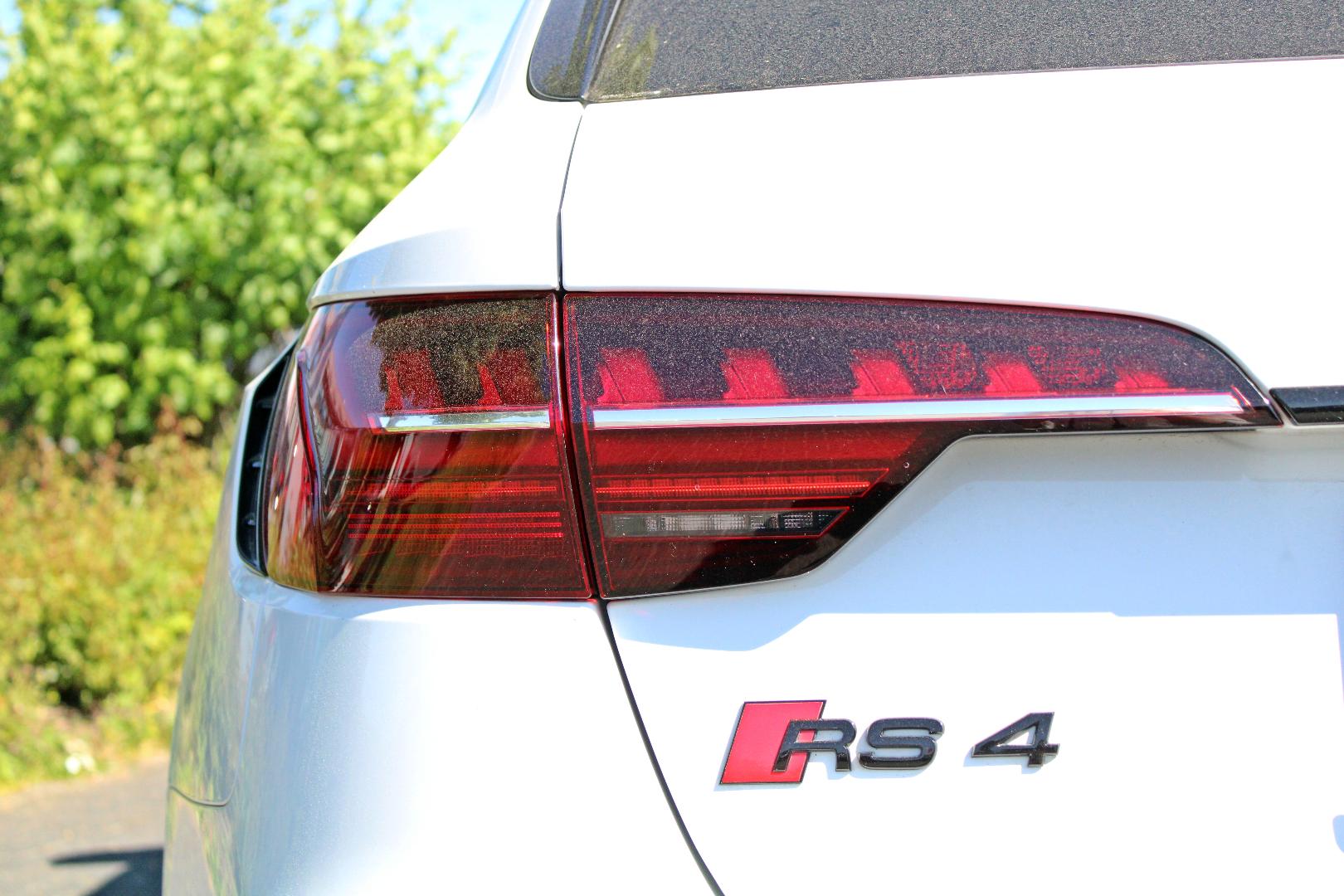Image about Audi RS 4 Avant TFSI quattro tiptronic