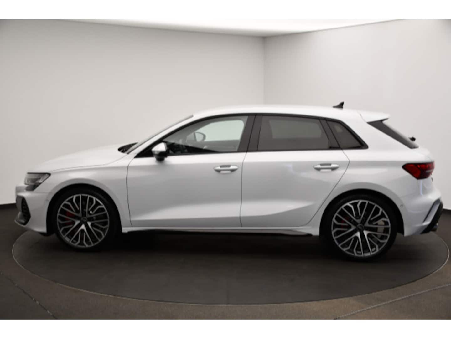 Bild über Audi S3 Sportback TFSI quattro S tronic - für weitere Informationen kontaktieren Sie den Audi Partner