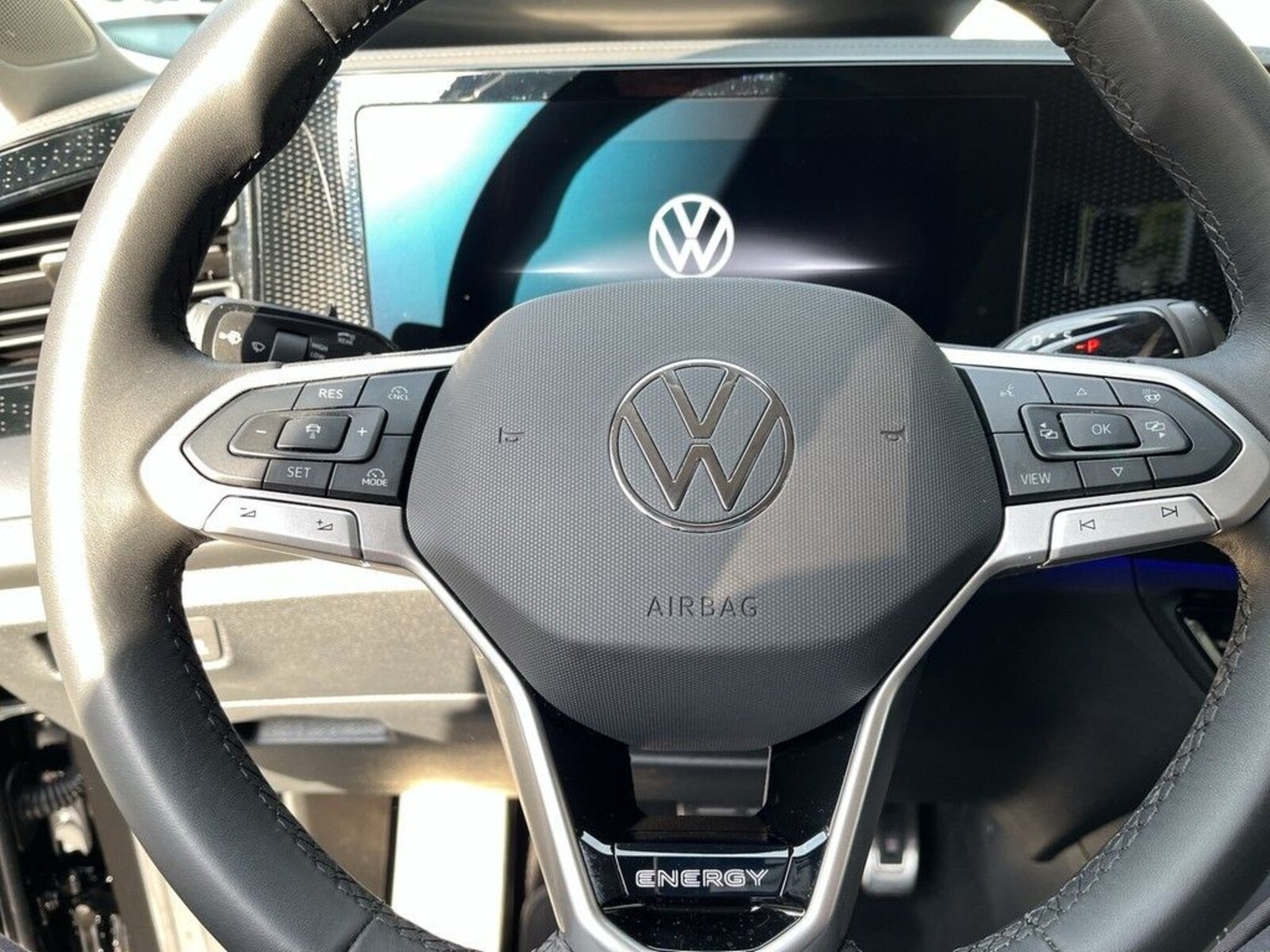 Volkswagen Tiguan – Bild 24