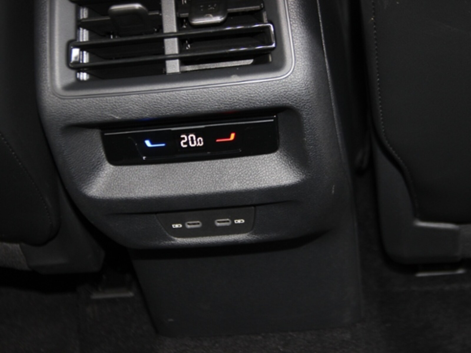Volkswagen Tiguan – Bild 12