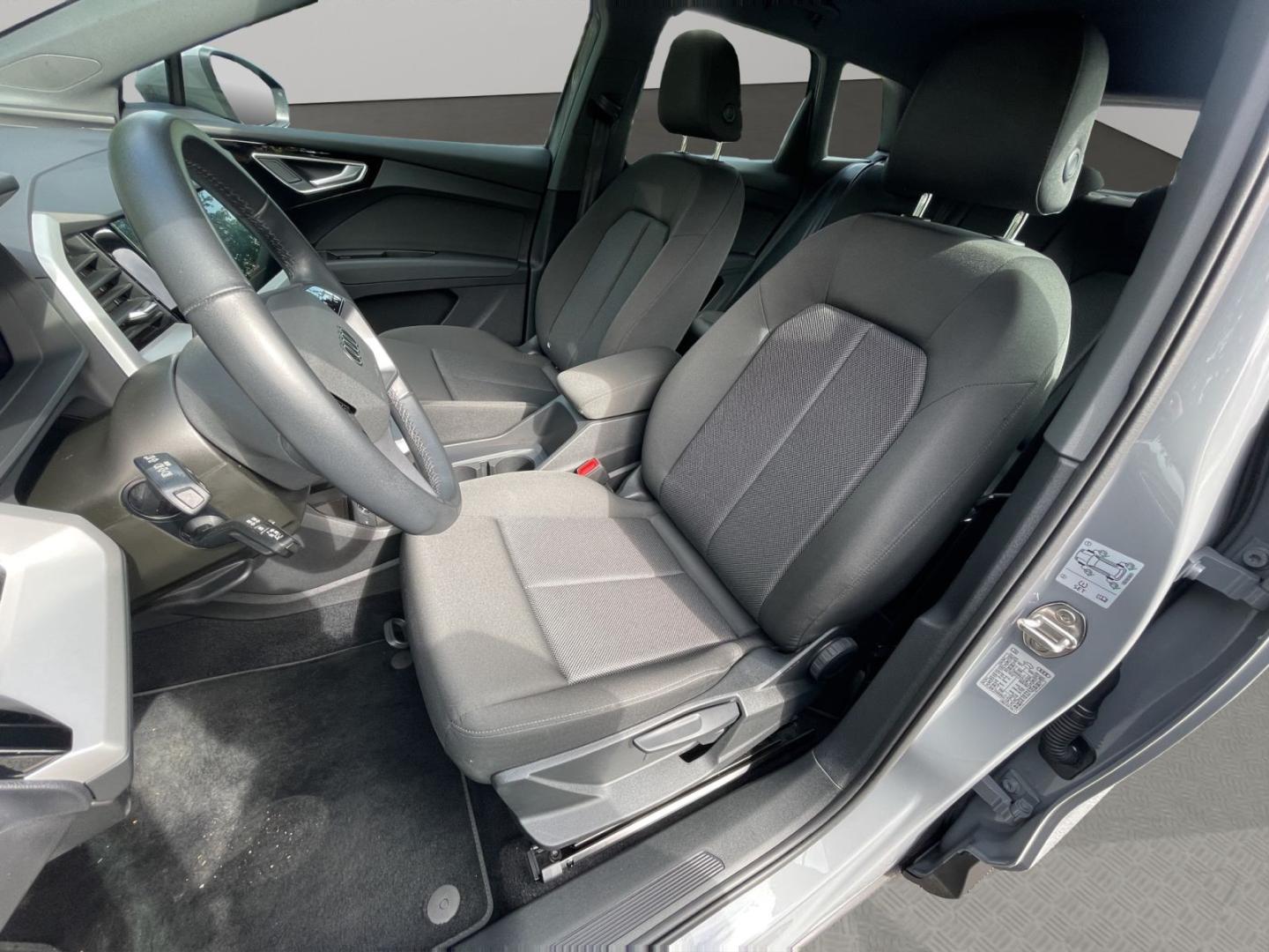Image about Audi Q4 e-tron 40 e-tron