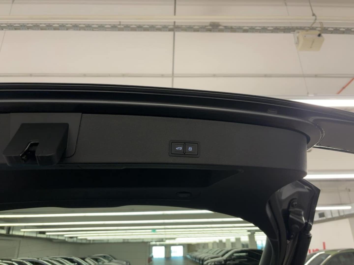 Bild über Audi Q2 S line 35 TFSI S tronic - für weitere Informationen kontaktieren Sie den Audi Partner