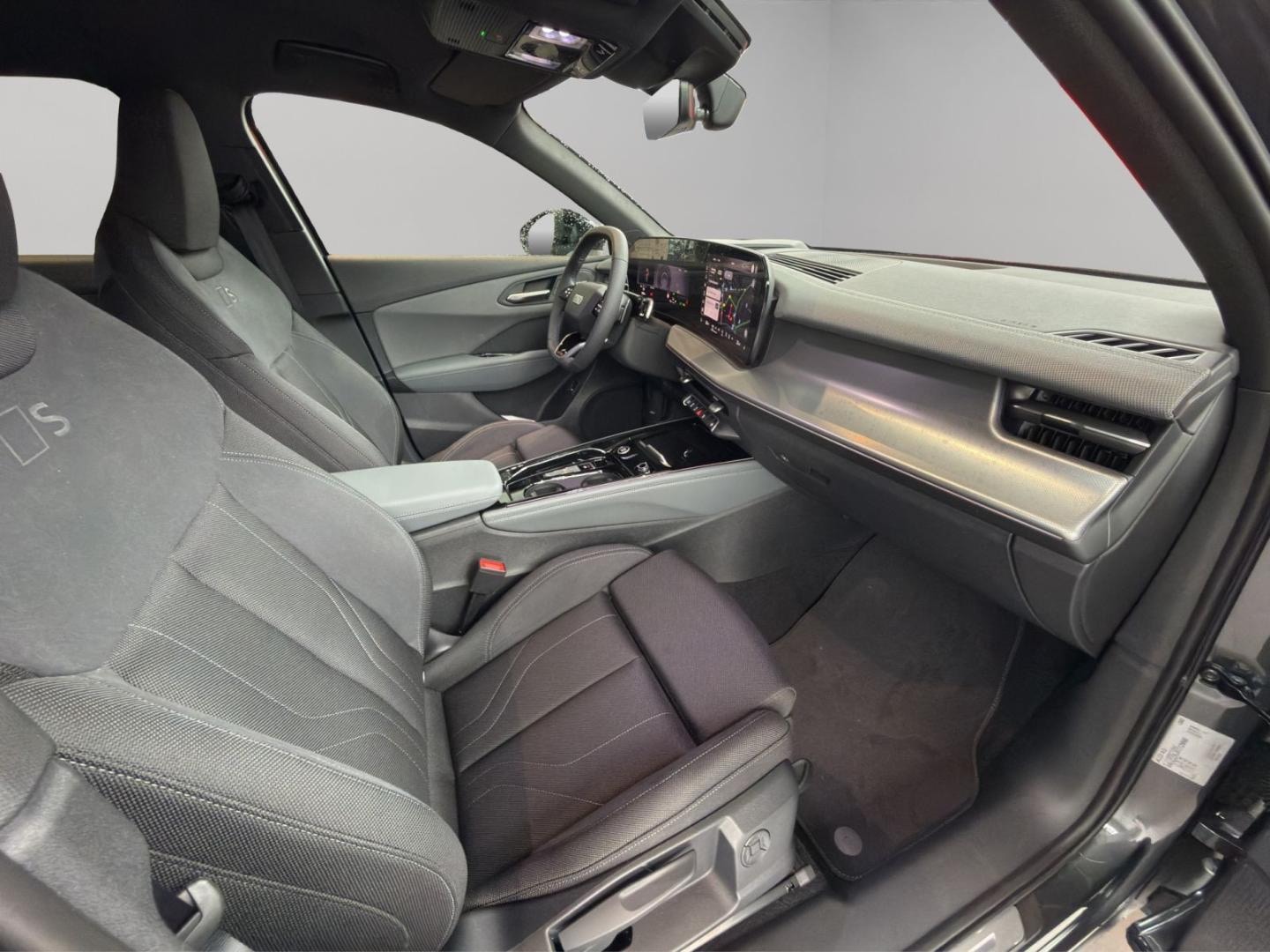 Bild über Audi Q3 SUV TFSI 110 kW S tronic - für weitere Informationen kontaktieren Sie den Audi Partner