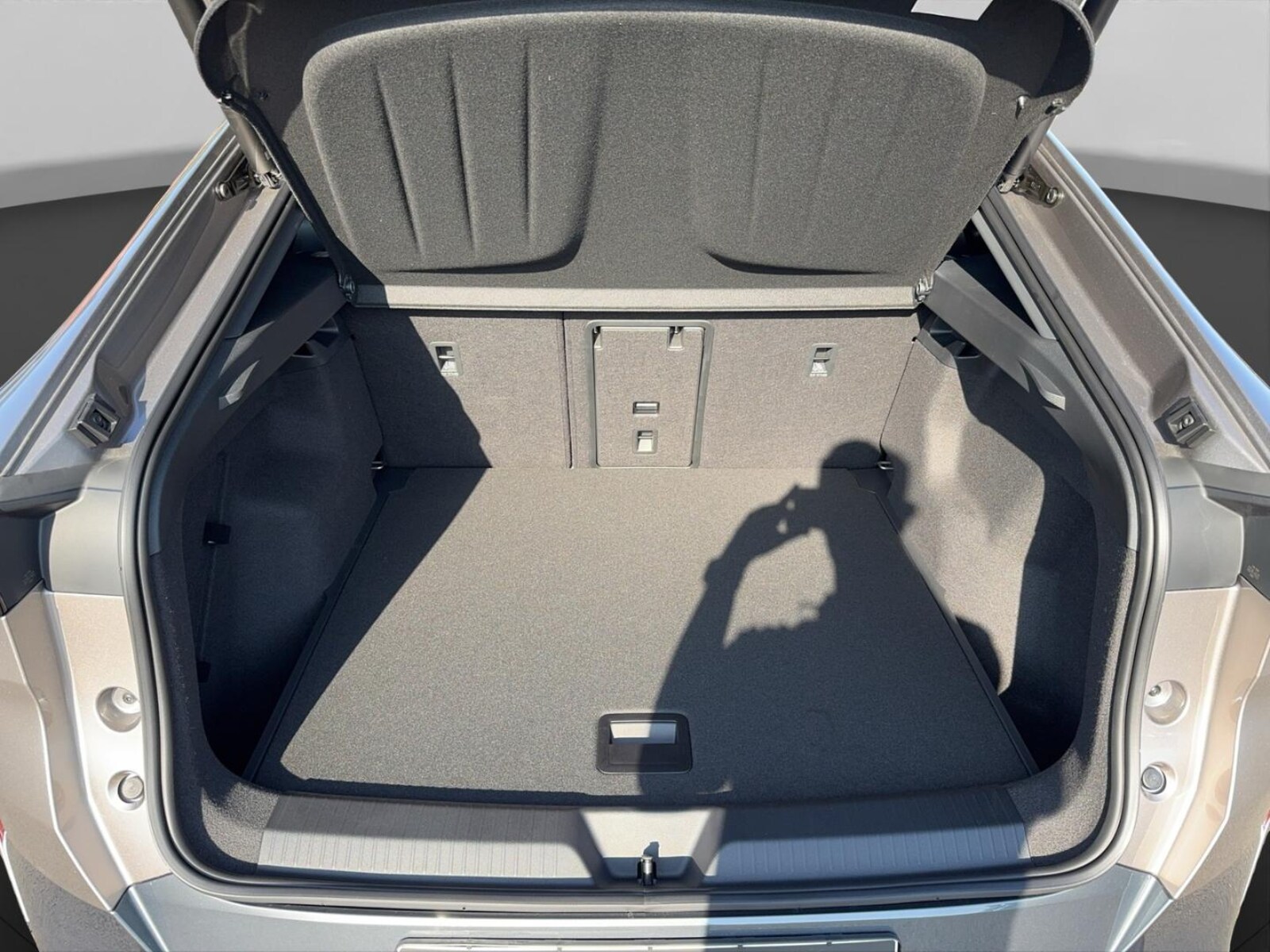 CUPRA Tavascan – Bild 15