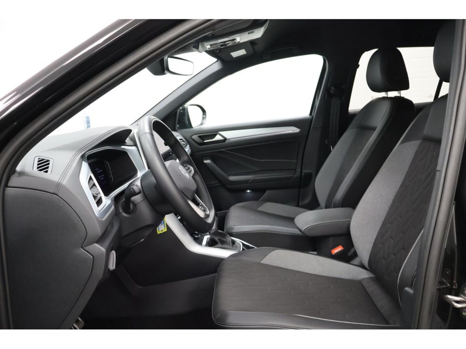 Volkswagen T-Roc – Bild 23