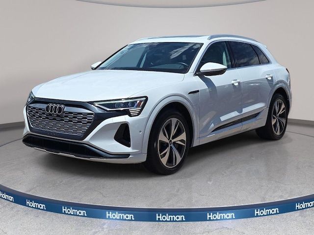 2024 Audi Q8 e-tron