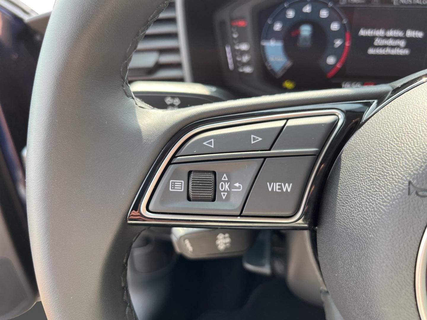 Bild über Audi A1 Sportback advanced 30 TFSI Schaltgetriebe - für weitere Informationen kontaktieren Sie den Audi Partner